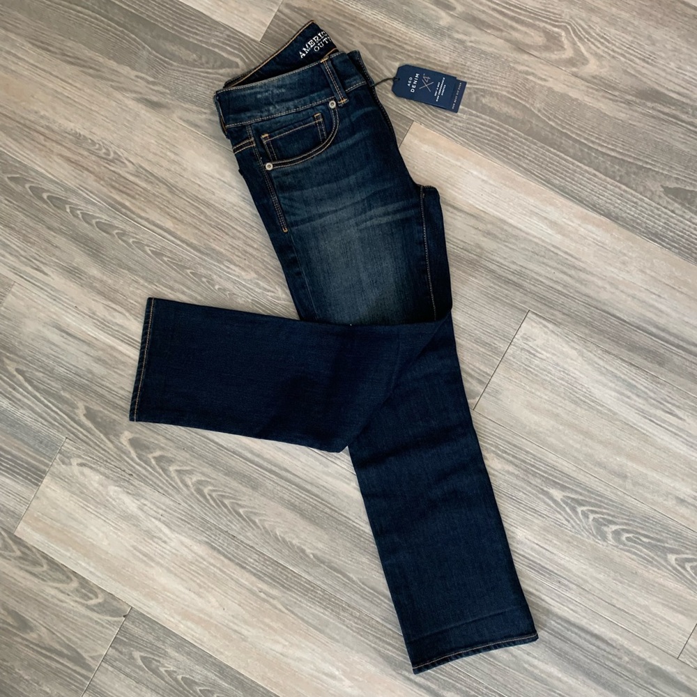 NWT American Eagle jeans size 6 artist crop
